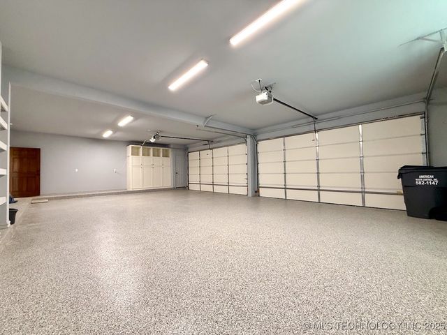 9570 E 103rd Street, Tulsa, OK 74133