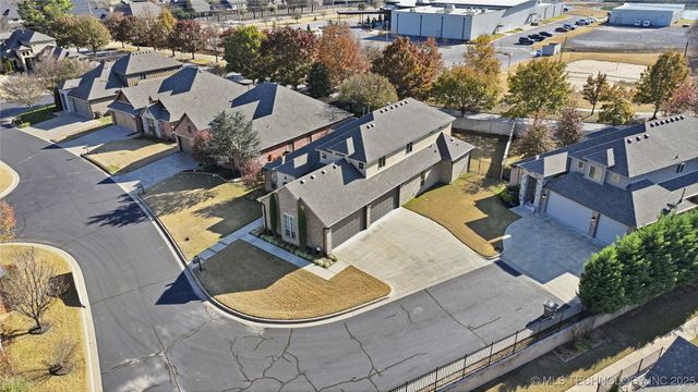 9570 E 103rd Street, Tulsa, OK 74133