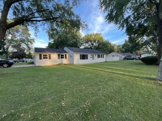 923 Hammond Avenue, Aurora, IL 60506