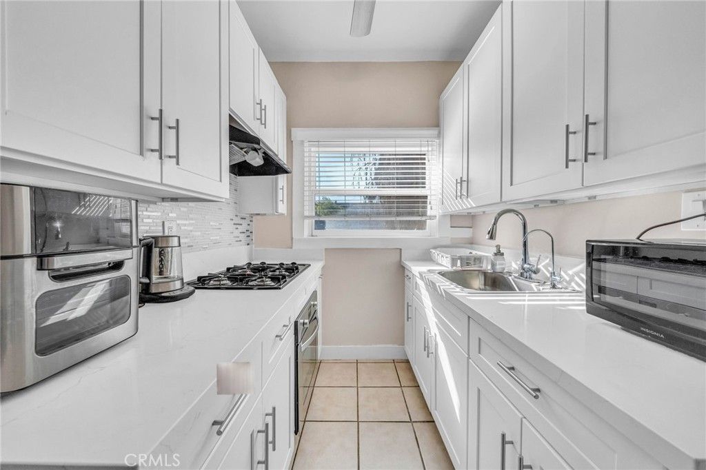 4125 S Figueroa Street 218, Los Angeles, CA 90037