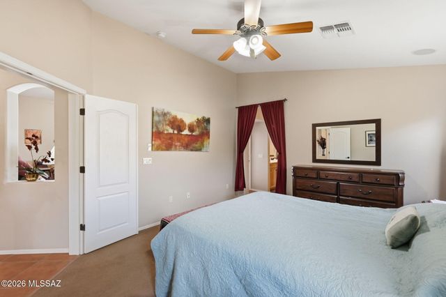 39116 S Quick Trot Drive, Tucson, AZ 85739