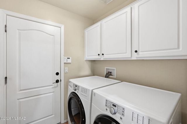 39116 S Quick Trot Drive, Tucson, AZ 85739