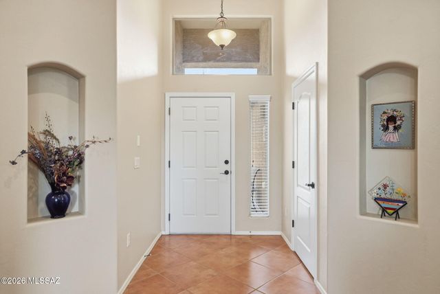 39116 S Quick Trot Drive, Tucson, AZ 85739