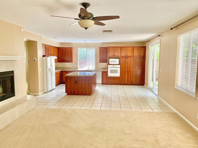 206 Granite Park Ct, Lincoln, CA 95648