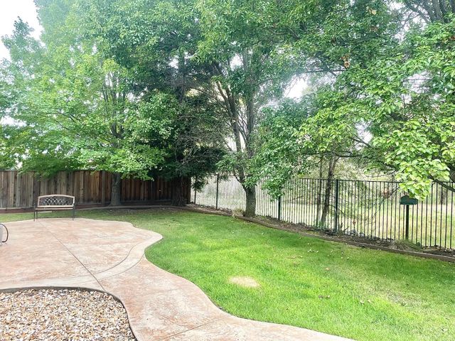 206 Granite Park Ct, Lincoln, CA 95648