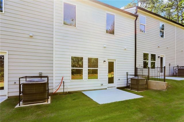 7858 Marie Way, Fairburn, GA 30213