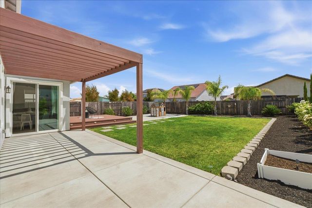 809 Banpo Ct, Lincoln, CA 95648
