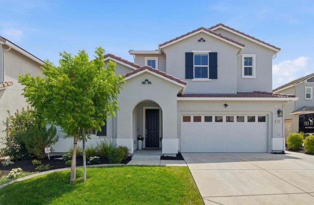809 Banpo Ct, Lincoln, CA 95648