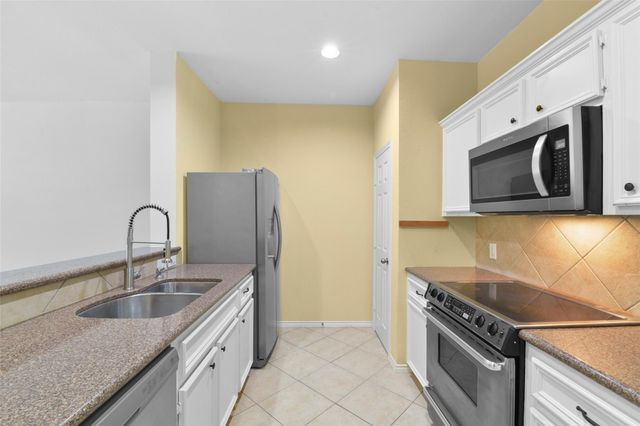 2711 Polk Street, Houston, TX 77003