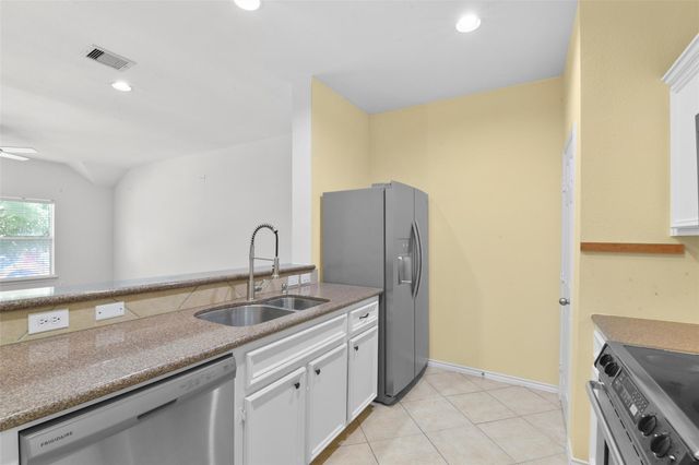 2711 Polk Street, Houston, TX 77003