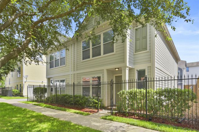2711 Polk Street, Houston, TX 77003