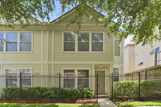2711 Polk Street, Houston, TX 77003
