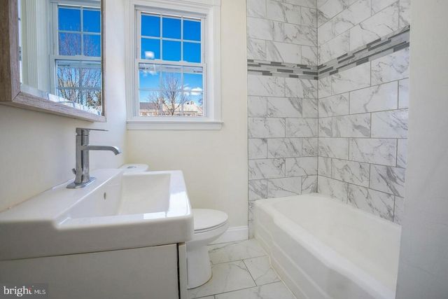 3031 HANLON AVE, Baltimore, MD 21216