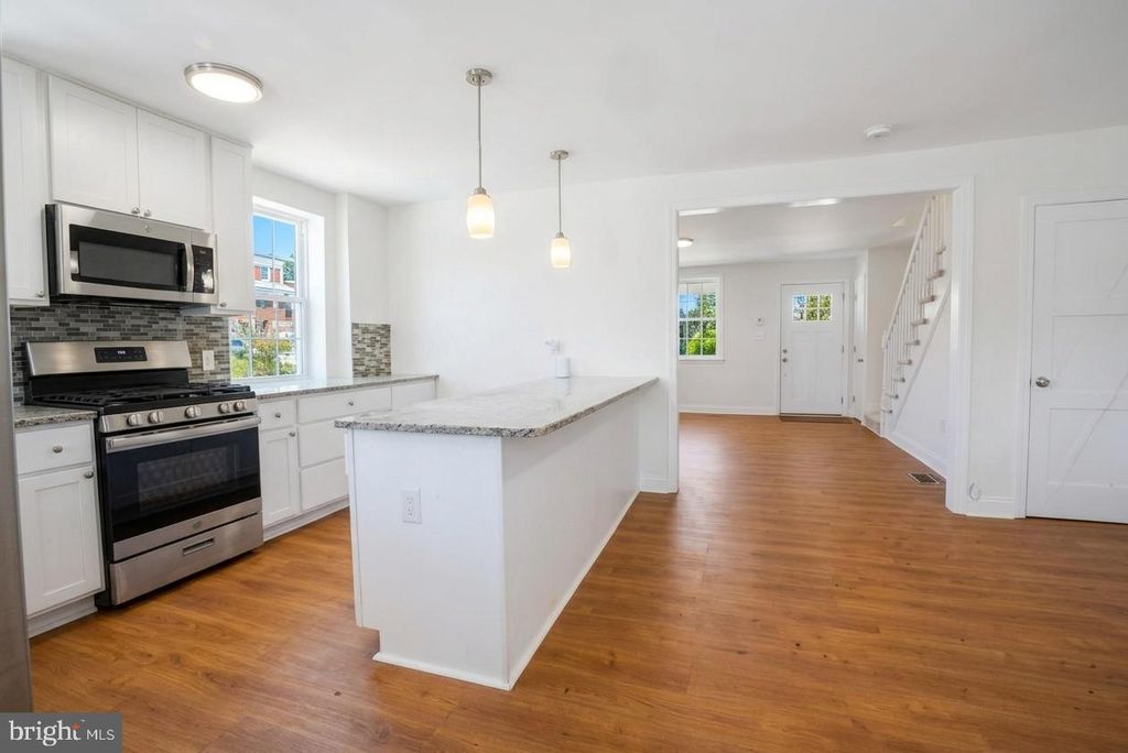 Image 28 of property listing at 3031 HANLON AVE, Baltimore, MD 21216