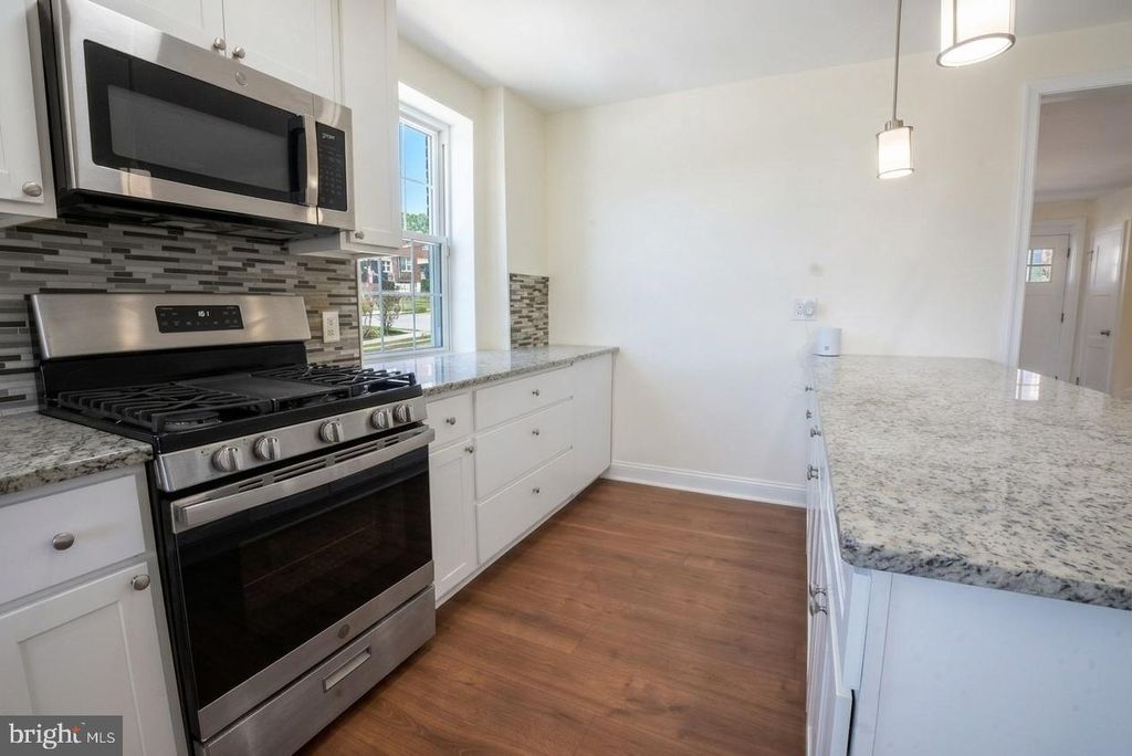 Image 30 of property listing at 3031 HANLON AVE, Baltimore, MD 21216