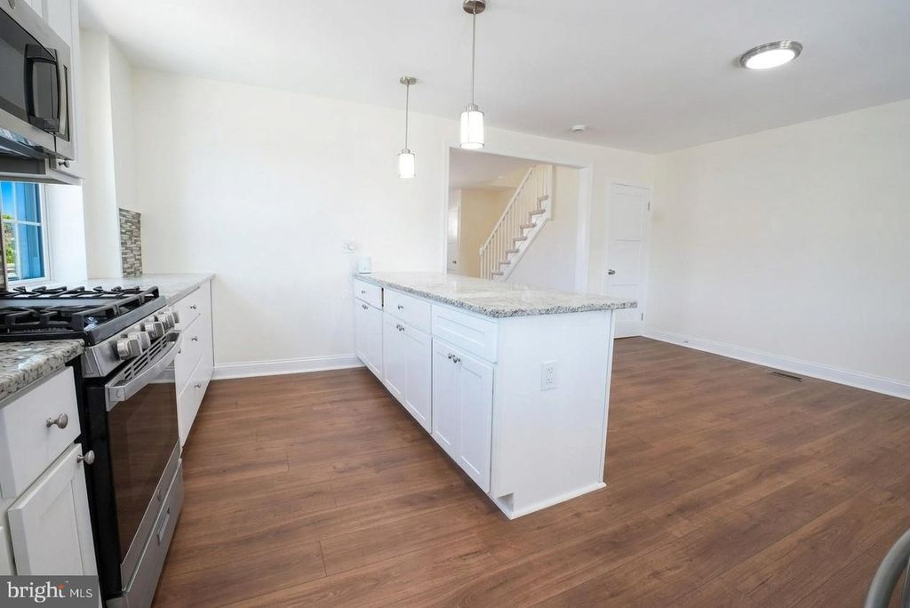 Image 41 of property listing at 3031 HANLON AVE, Baltimore, MD 21216