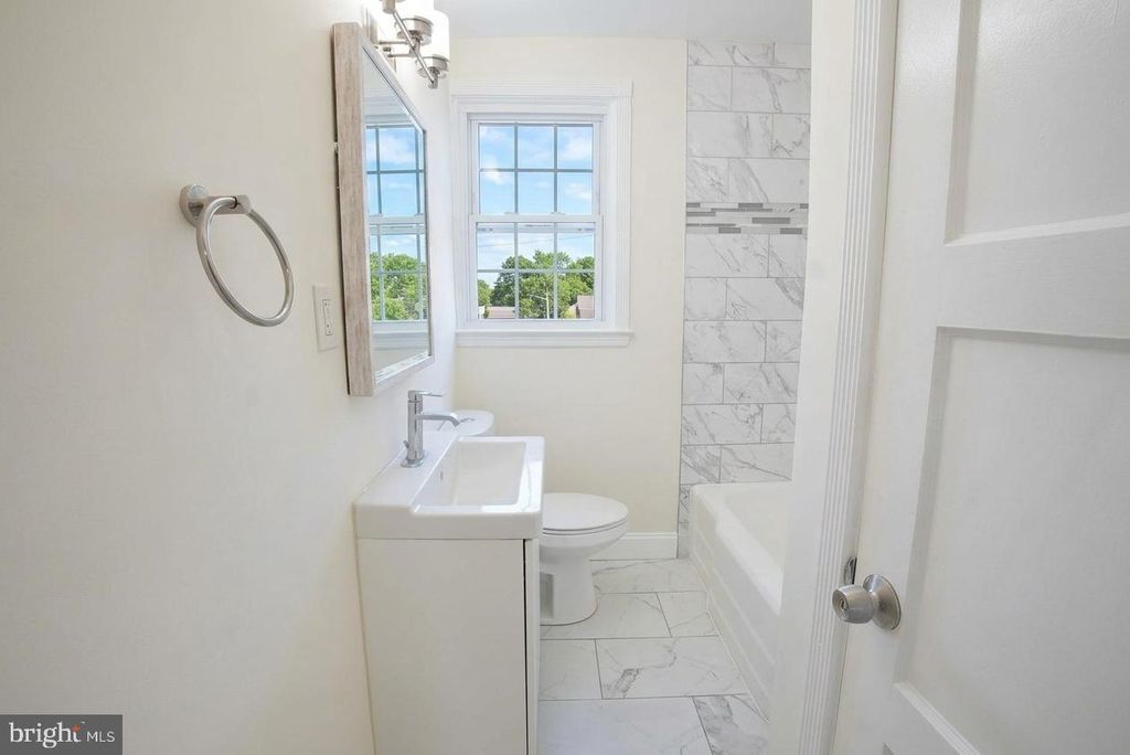 Image 64 of property listing at 3031 HANLON AVE, Baltimore, MD 21216