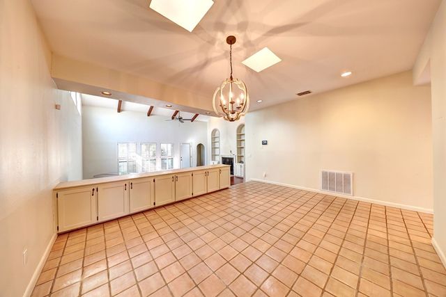 2625 Calle Del Robles, Kerrville, TX 78028