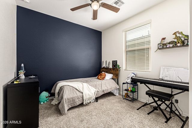 3231 W CARTER Road, Phoenix, AZ 85041