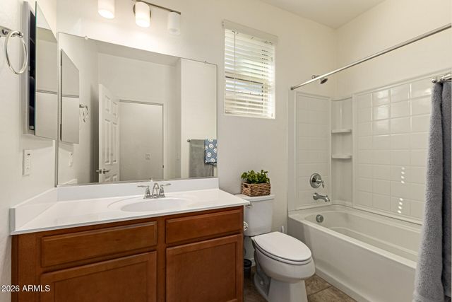 3231 W CARTER Road, Phoenix, AZ 85041