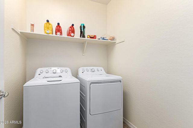 3231 W CARTER Road, Phoenix, AZ 85041