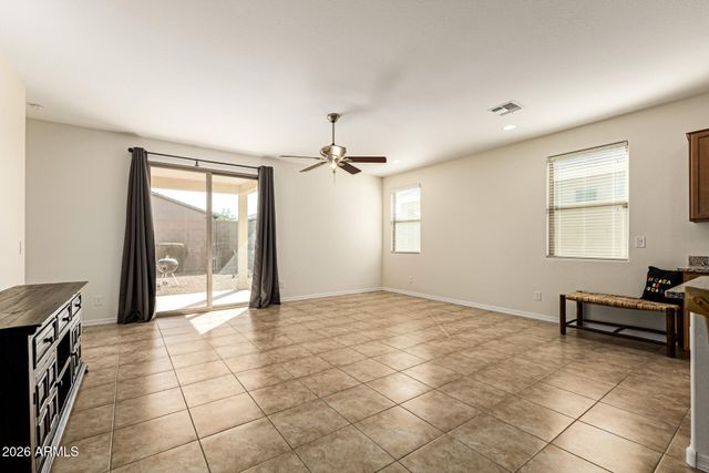 3231 W CARTER Road, Phoenix, AZ 85041