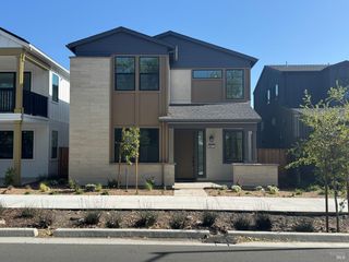 9013 Camino Colegio Rd, Rohnert Park, CA 94928