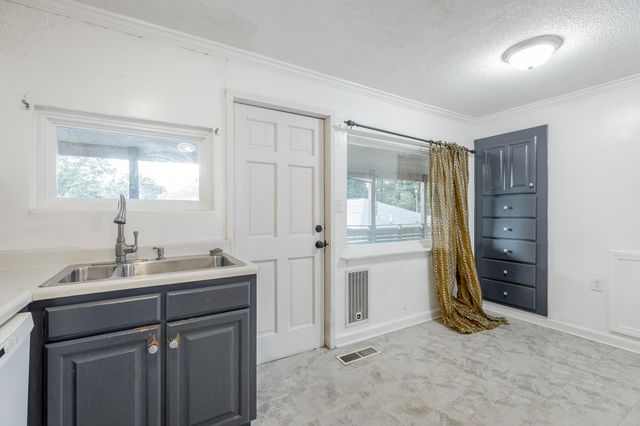401 Bank Street, Chattanooga, TN 37415