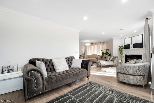 305 Heights Dr 3, Haledon Boro, NJ 07508