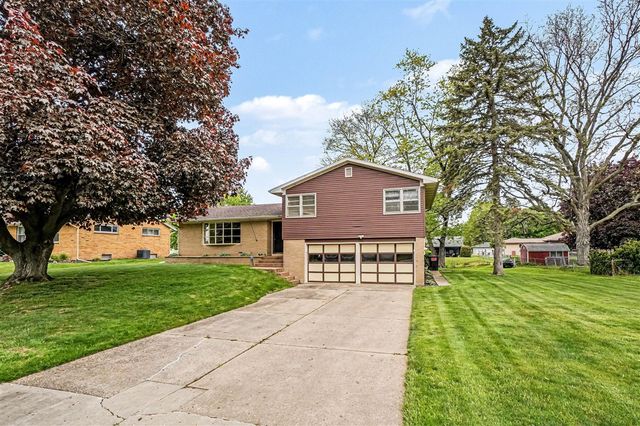 7431 Thomas Avenue, Jenison, MI 49428