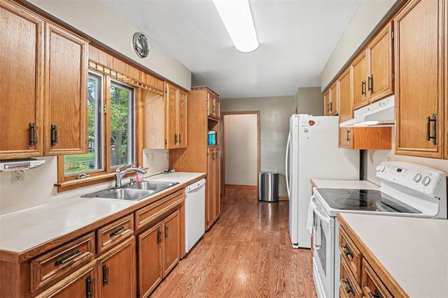7431 Thomas Avenue, Jenison, MI 49428