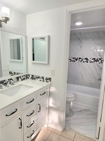 10315 NW 9th St Cir 203-14, Miami, FL 33172