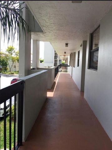 10315 NW 9th St Cir 203-14, Miami, FL 33172