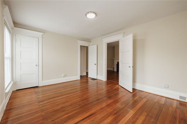 30 Strathallan Park, Rochester, NY 14607