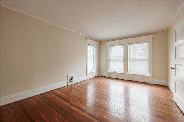 30 Strathallan Park, Rochester, NY 14607
