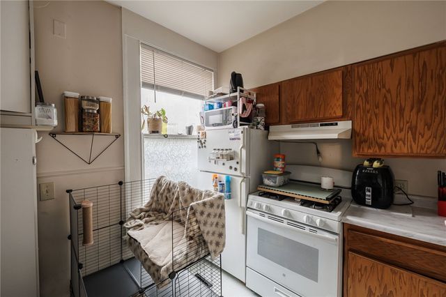30 Strathallan Park, Rochester, NY 14607