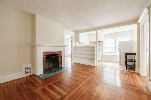 30 Strathallan Park, Rochester, NY 14607