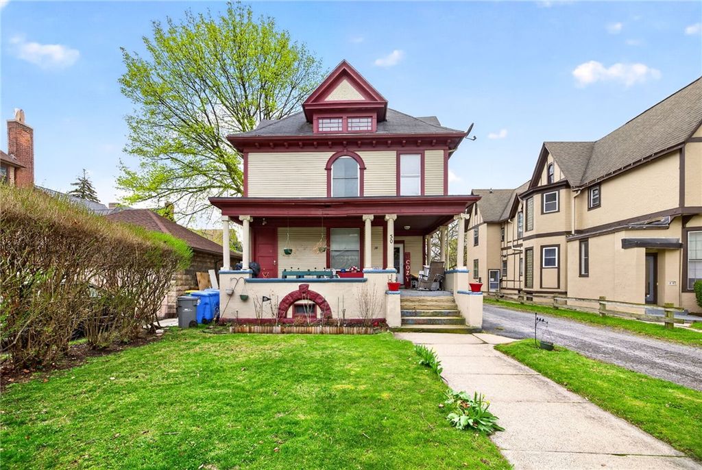 30 Strathallan Park, Rochester, NY 14607