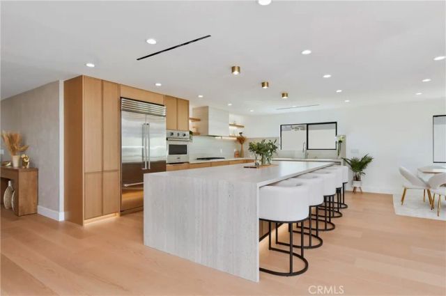 23409 Friar, Woodland Hills, CA 91367