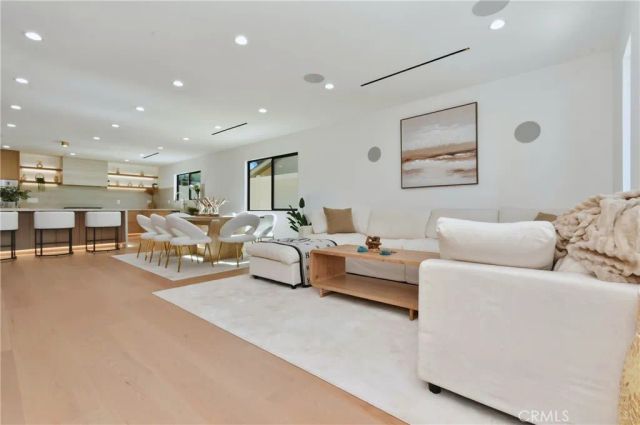 23409 Friar, Woodland Hills, CA 91367