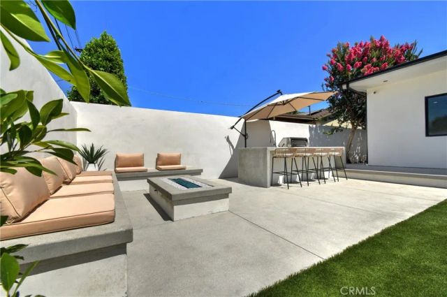 23409 Friar, Woodland Hills, CA 91367