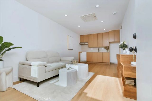23409 Friar, Woodland Hills, CA 91367