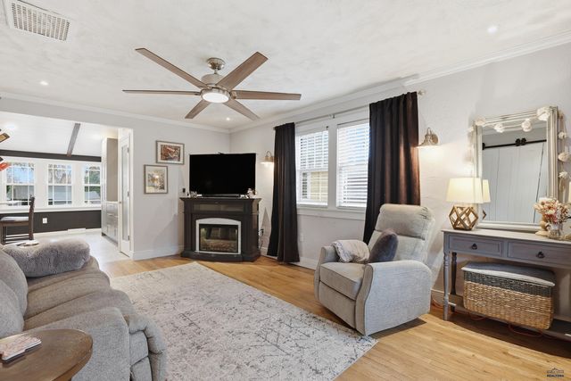 4239 CANYON LAKE DR, Rapid City, SD 57702