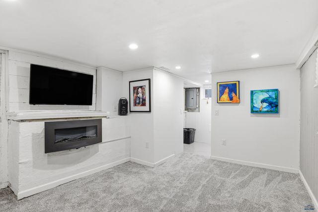 4239 CANYON LAKE DR, Rapid City, SD 57702