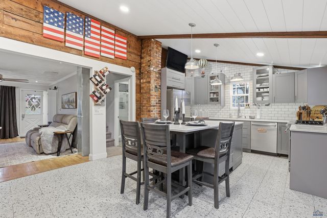 4239 CANYON LAKE DR, Rapid City, SD 57702