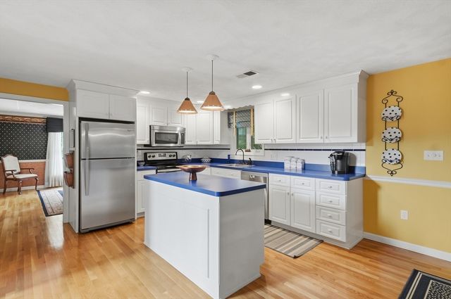 4 Frank Drive, Milford, MA 01757