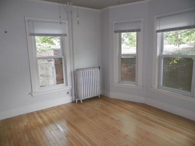 426 N Ingersoll Street, Madison, WI 53703