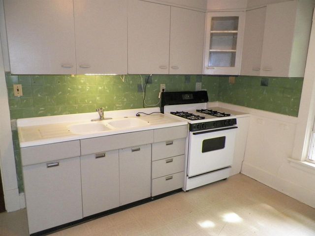 426 N Ingersoll Street, Madison, WI 53703