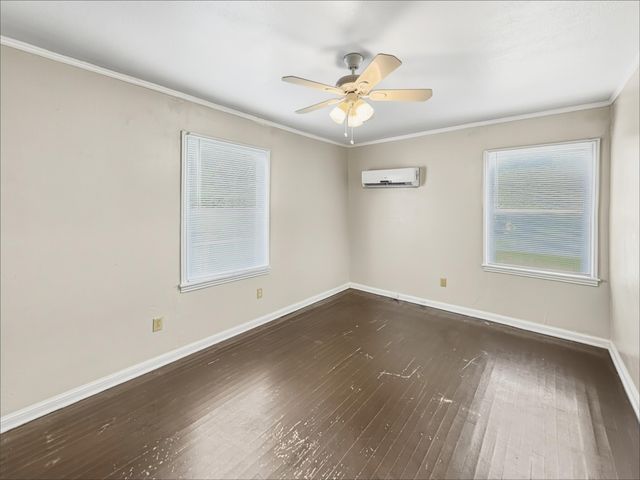 5013 Kessler Road, River Oaks, TX 76114
