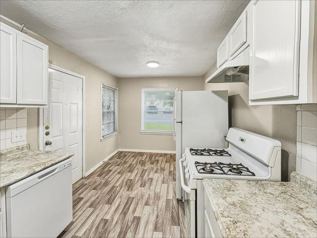 5013 Kessler Road, River Oaks, TX 76114